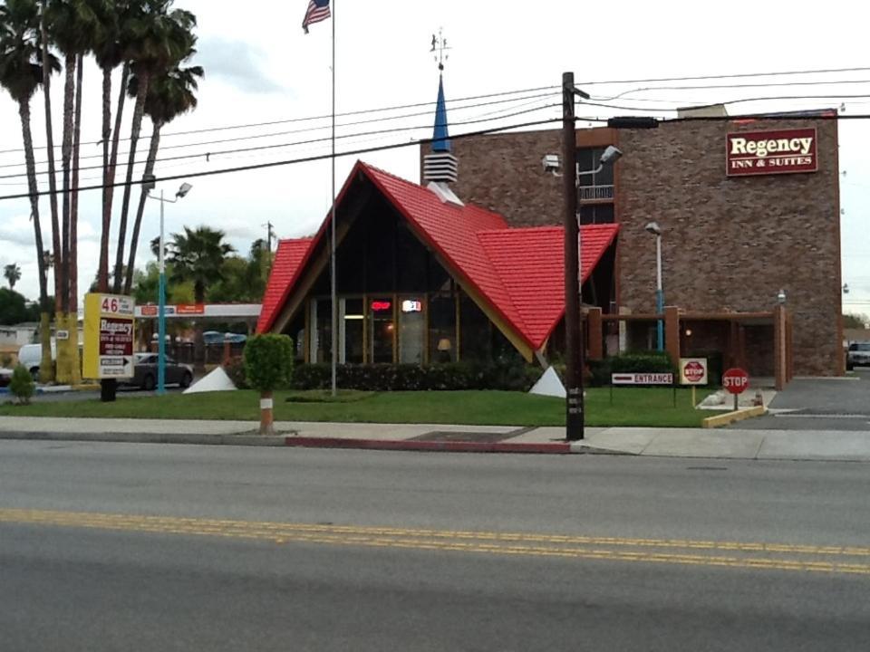 Regency Inn And Suites Baldwin Park Exterior foto